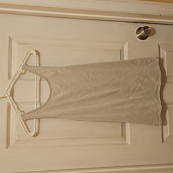 Sparkly tank top - Picture 2 of 4